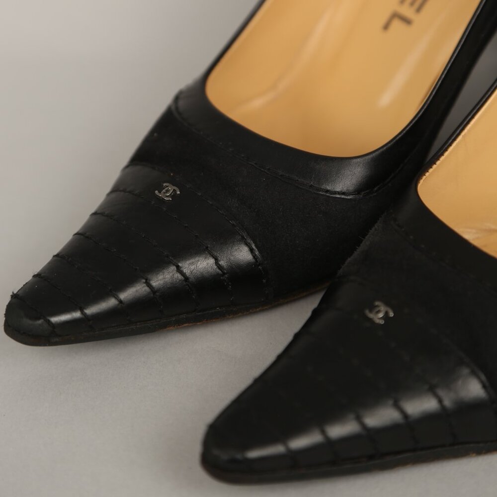 CHANEL Suede Heels